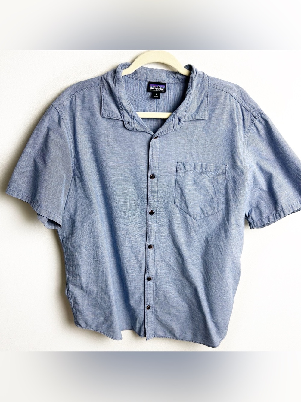 Patagonia Organic Cotton Short Sleeve Button Down | Men’s L